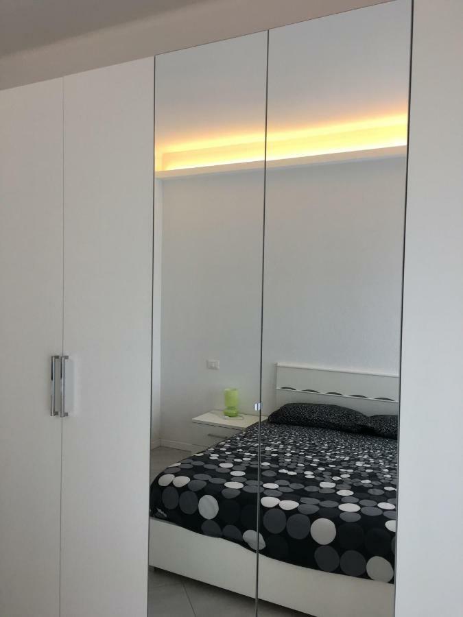 Appartamento Sul Porto Loano Exteriör bild